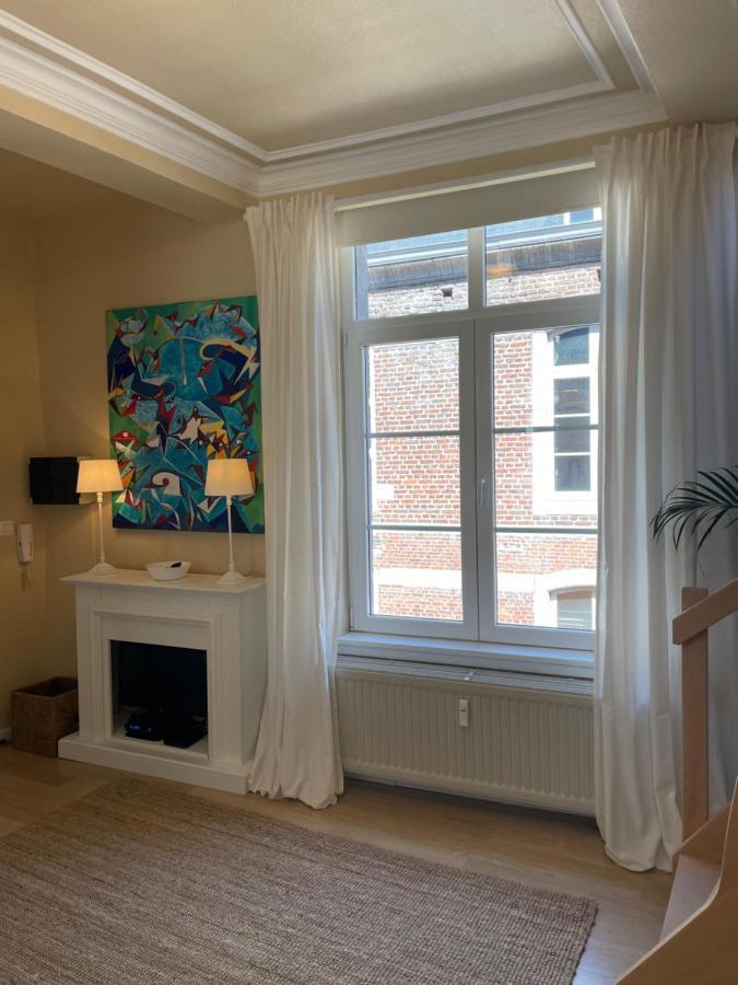 Le 25, Duplex Elegant Au Coeur Du Pietonnier Historique Διαμέρισμα Ναμούρ Εξωτερικό φωτογραφία