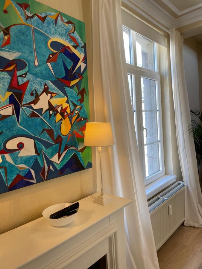 Le 25, Duplex Elegant Au Coeur Du Pietonnier Historique Διαμέρισμα Ναμούρ Εξωτερικό φωτογραφία